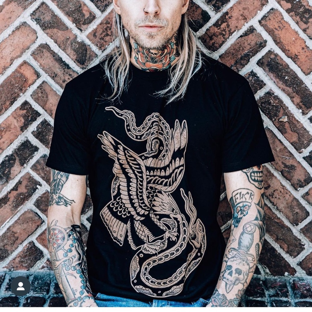 ISO Take to the Grave Battle V2 American Traditional Tattoo T Shirt Black Gold